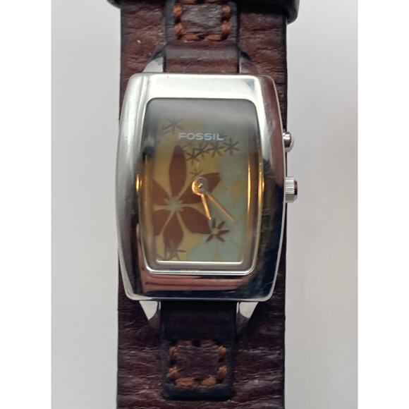 Fossil Accessories - Fossil Big Tic Women's Watch 23mm Fresh Batteries - Adjustable Leather Strap WR